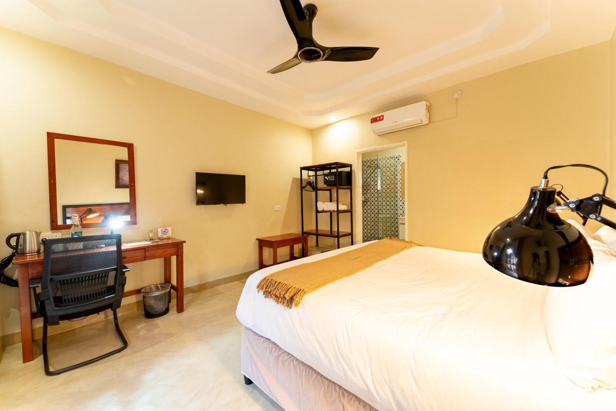 The Shrub Lodge Victoria Falls Exteriör bild