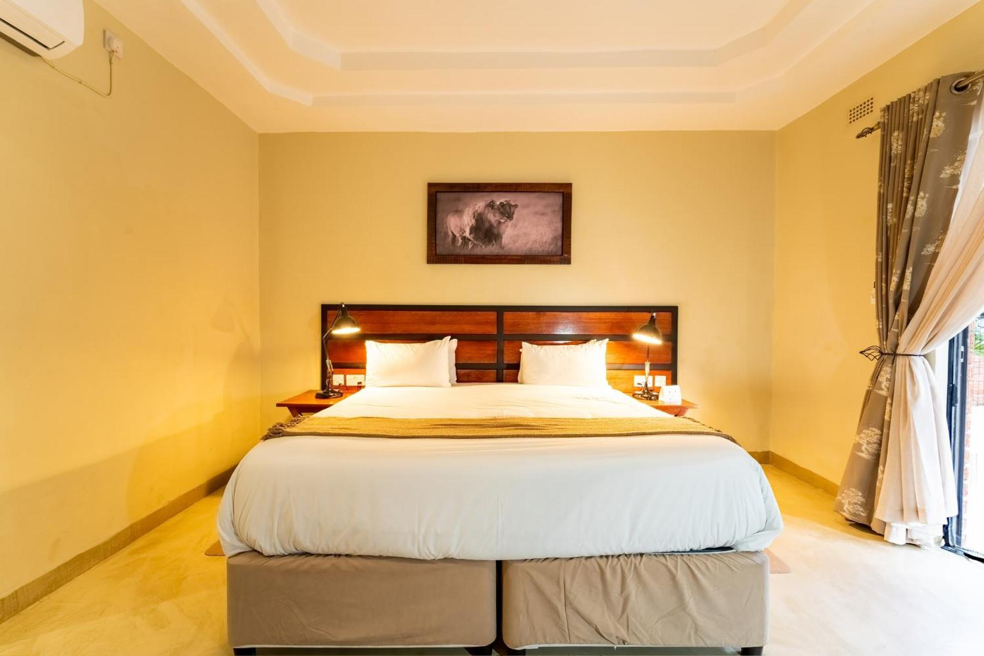 The Shrub Lodge Victoria Falls Exteriör bild